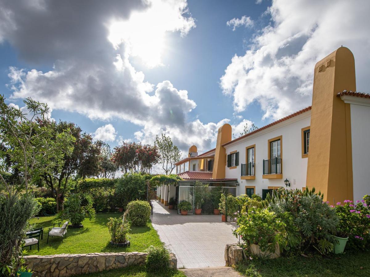 A Deolinda Guest House Santiago do Cacem Bagian luar foto