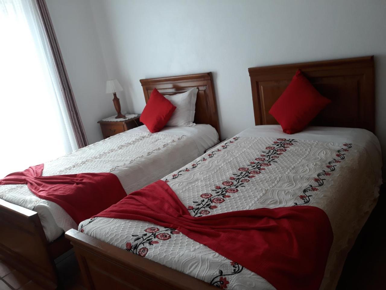 A Deolinda Guest House Santiago do Cacem Bagian luar foto