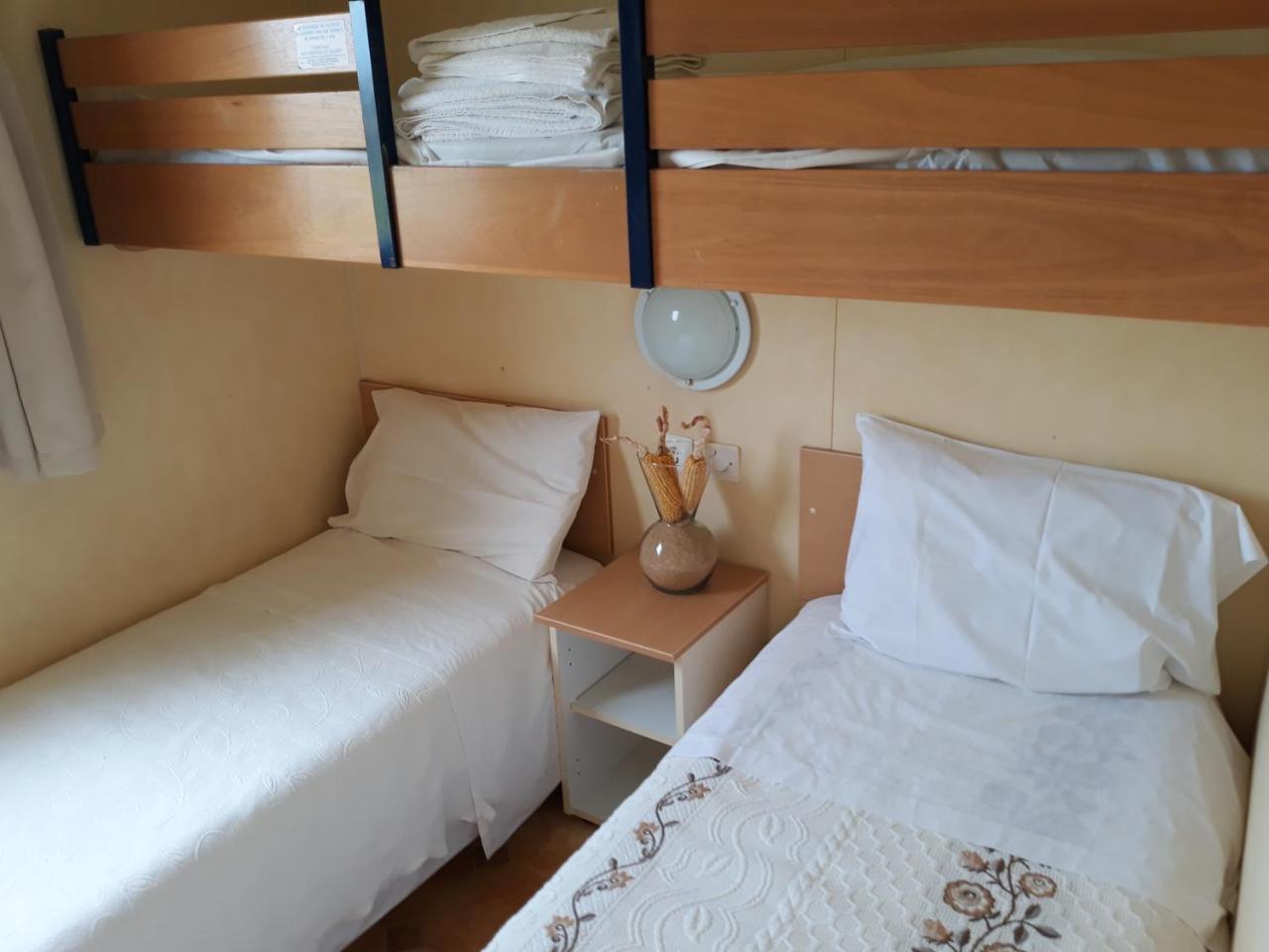 A Deolinda Guest House Santiago do Cacem Bagian luar foto